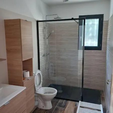 Maison Neuve, *